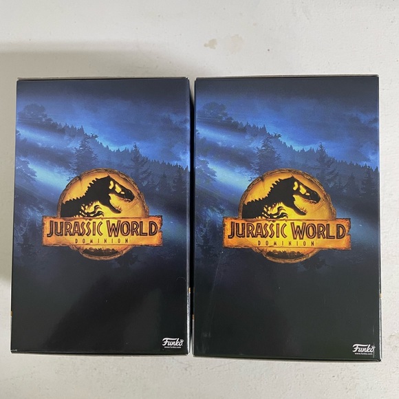 Owen Grady 99 & Claire Dearing 100 Jurassic World Funko Pop Minis New In Box - Picture 3 of 6